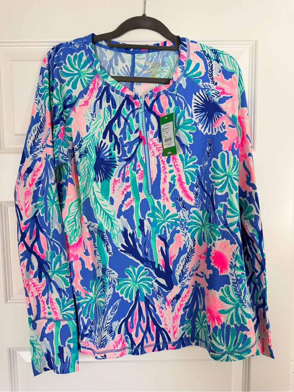 Lilly Pulitzer UPF 50+ Delaynee Meryl NY Jet Stream Long Sleeve Beach Swim Top